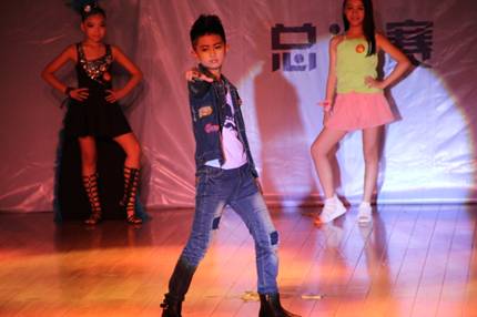 ҡ֮ǡڶNICKIEͯbL(fng)ɴِQِĻ