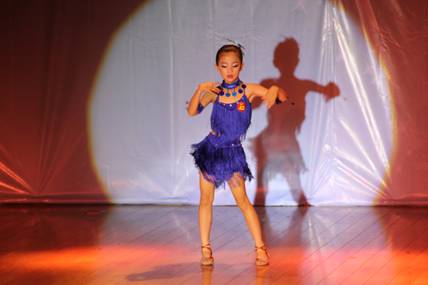 ҡ֮ǡڶNICKIEͯbL(fng)ɴِQِĻ